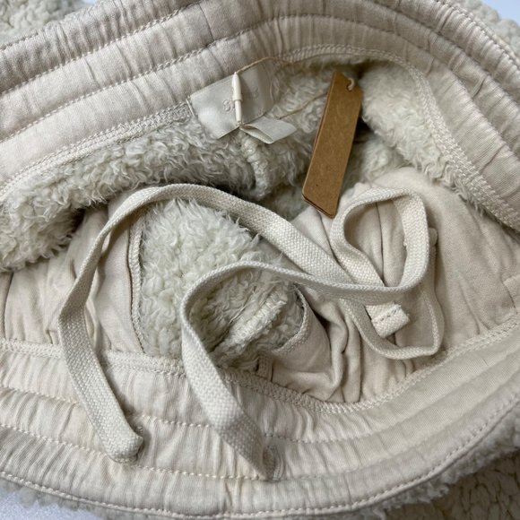 SKIMS Teddy Track Pants High Pile Fleece Bone - Picture 10 of 13